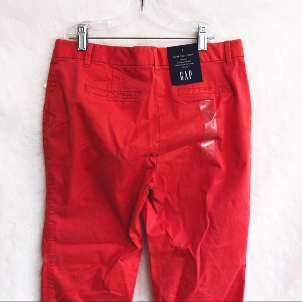 GAP Raspberry Slim City Crop Pants - Picture 2 of 8